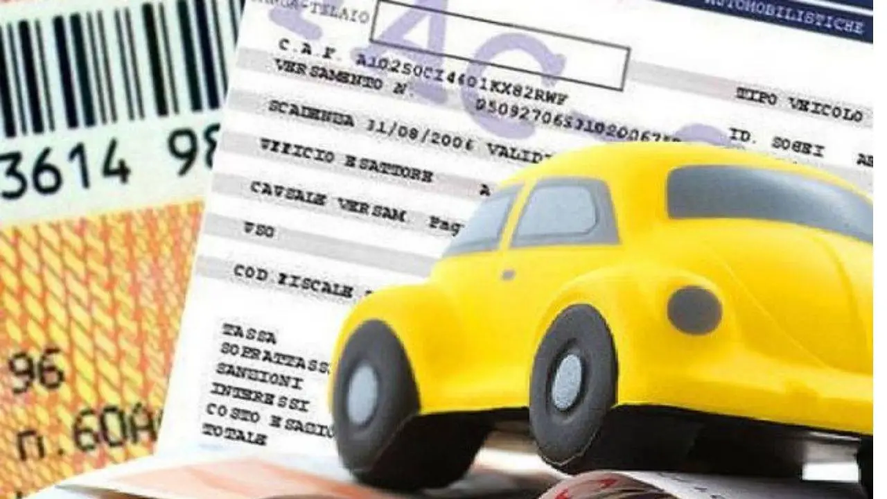 Targa auto: occhio! stanno per cambiare le regole! Sei pronto per la novità? Immagine selezionata