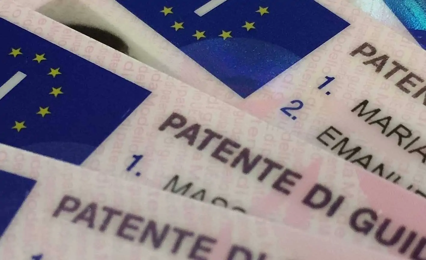 Patente, cambia tutto: l’età massima per guidare secondo le nuove regole Immagine selezionata