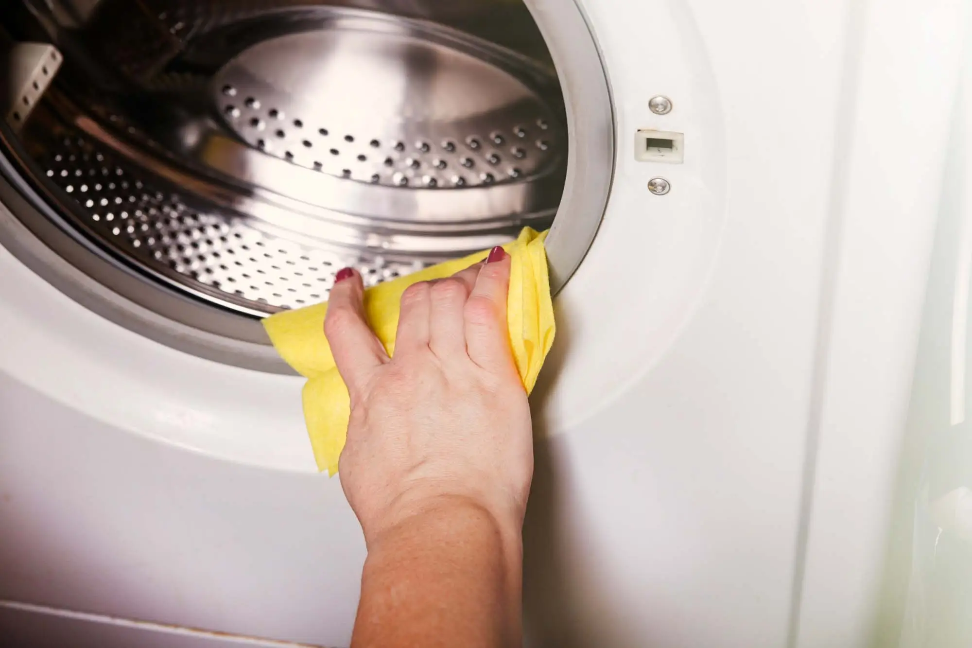 Come pulire la lavatrice con degli ingredienti naturali Immagine selezionata